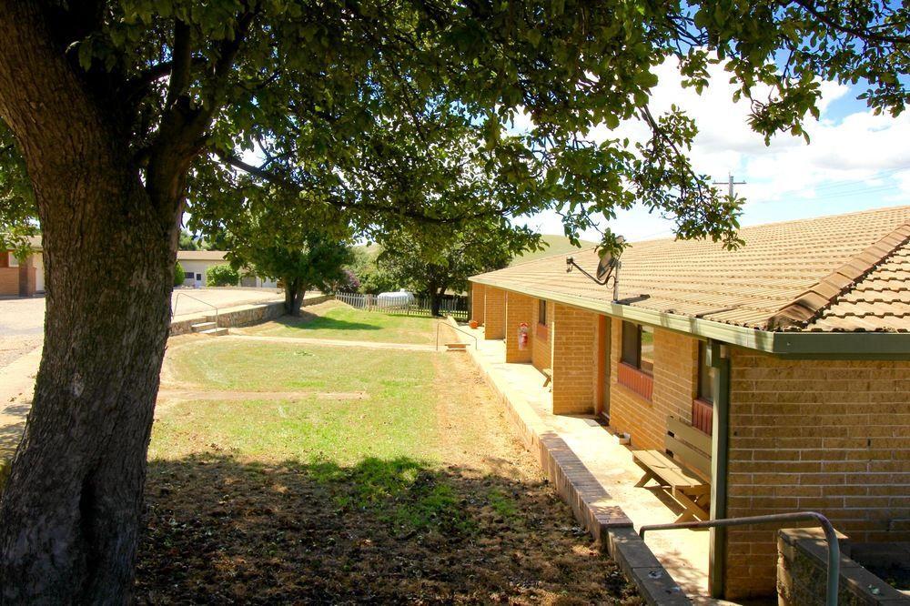 Snowy Mountains Resort And Function Centre Adaminaby Eksteriør bilde