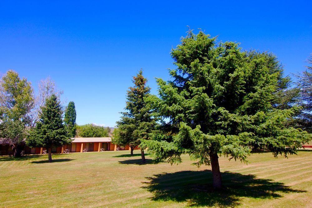 Snowy Mountains Resort And Function Centre Adaminaby Eksteriør bilde