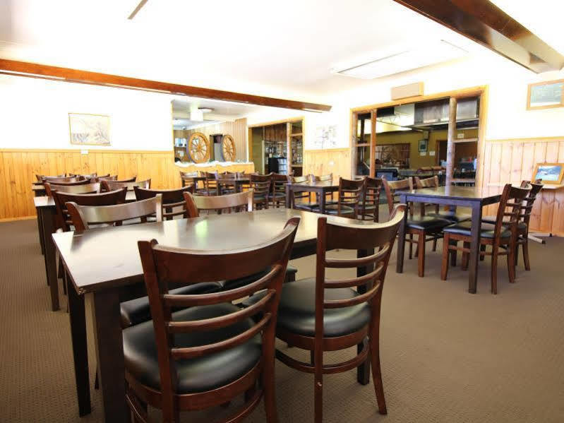 Snowy Mountains Resort And Function Centre Adaminaby Eksteriør bilde