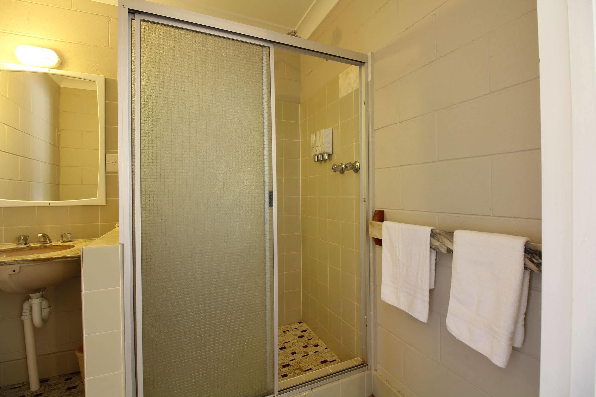Snowy Mountains Resort And Function Centre Adaminaby Eksteriør bilde